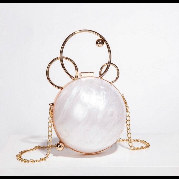 Saint Tropez Mother of Pearl Caviar Clutch - Picture 3 of 5